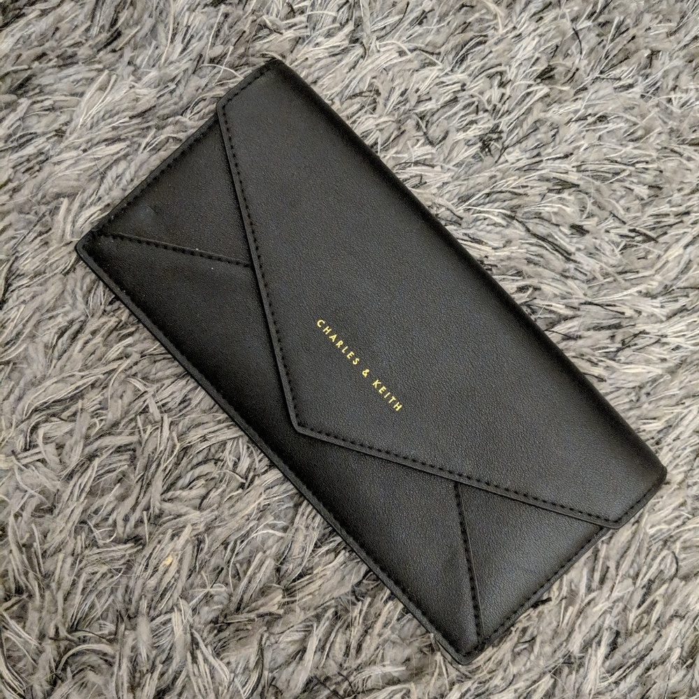 BRAND NEW Charles and Keith black wallet